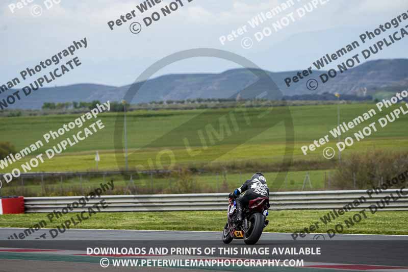 cadwell no limits trackday;cadwell park;cadwell park photographs;cadwell trackday photographs;enduro digital images;event digital images;eventdigitalimages;navarra;no limits trackdays;peter wileman photography;racing digital images;trackday digital images;trackday photos